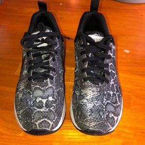 Nike Air Snake Print